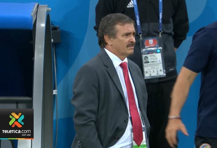 Fedefútbol llegó a un acuerdo para que Óscar Ramírez no continúe al frente de la Tricolor