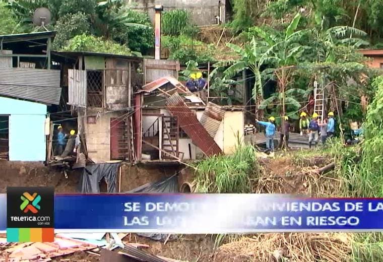 Municipalidad de Desamparados demolió varias viviendas en riesgo en San Rafael Abajo