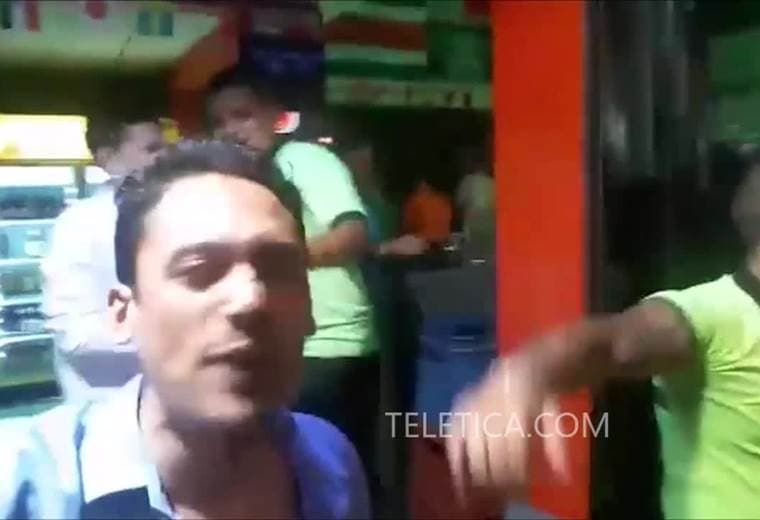 Hombre agredido en bar XCape en calle La Amargura
