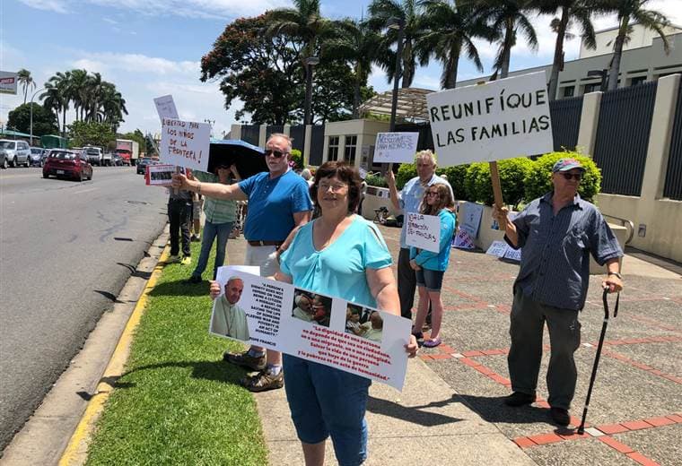 Protestas en Costa Rica y todo EE.UU. contra la dura línea antiinmigrantes de Trump