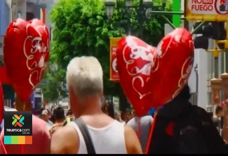 Regalos más buscados en este Día de la Madre fueron las rosas