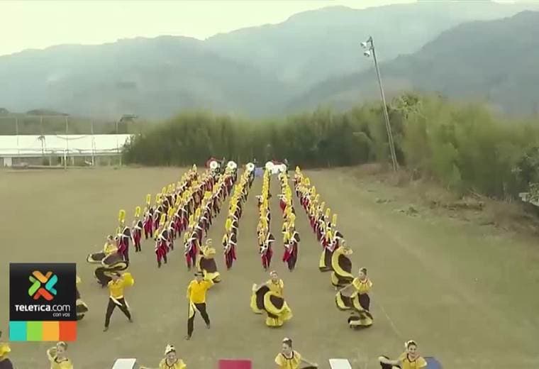 Entrevista: Presidente del ‘Desfile de las Rosas’ visita Costa Rica