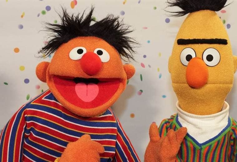 Bert y Ernie, personajes de Plaza Sésamo. 