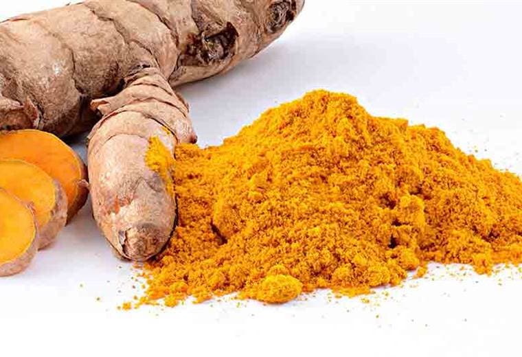 Conozca los beneficios de la cúrcuma y la pimienta
