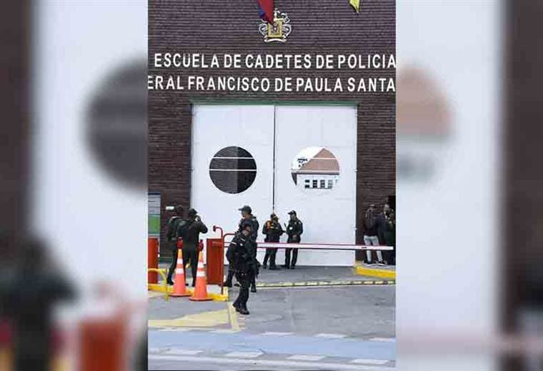 Coche bomba en academia policial de Bogotá