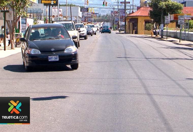 Algunas vías en Tibás serán de un solo sentido y se empezará a cobrar por estacionar en la calle