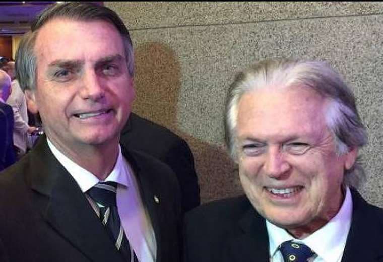 Jair Bolsonaro y Luciano Bivar
