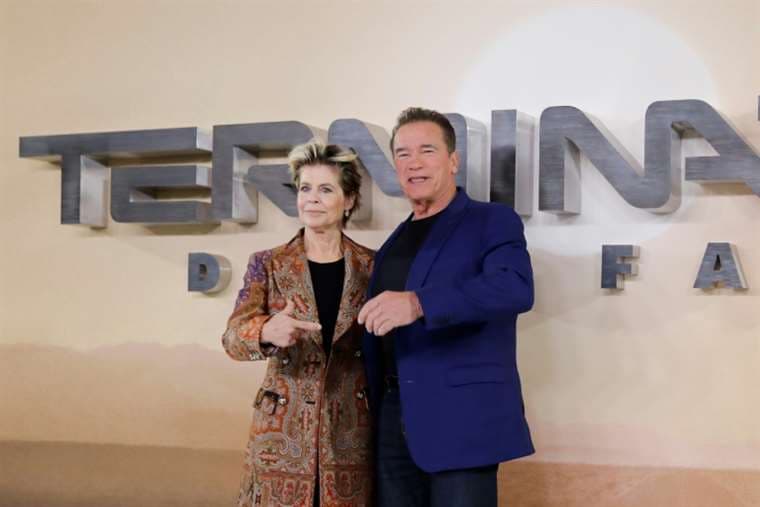 Arnold Schwarzenegger y Linda Hamilton