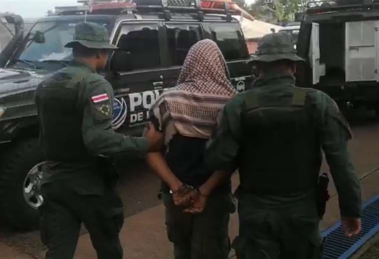 Autoridades detienen a tres sospechosos de traficar personas en la frontera norte 