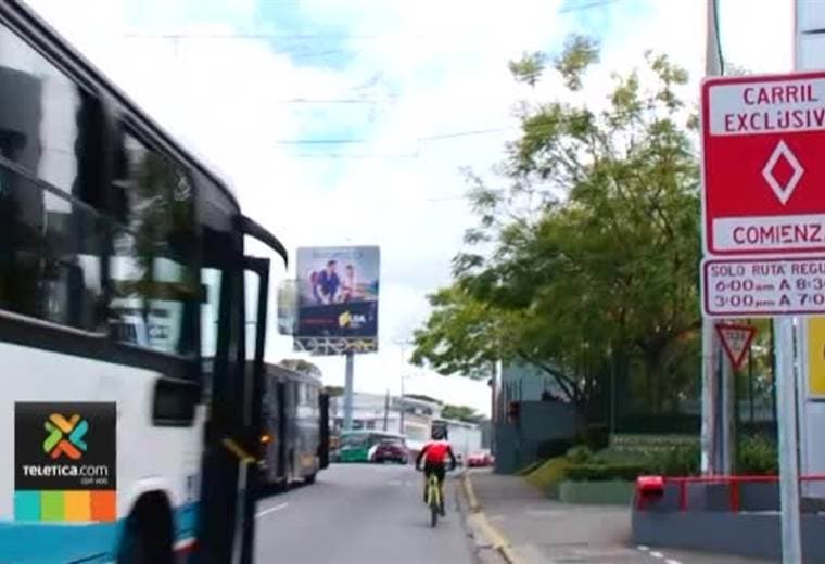Autoridades de transportes valoran la implementación del carril exclusivo de buses en Guadalupe.