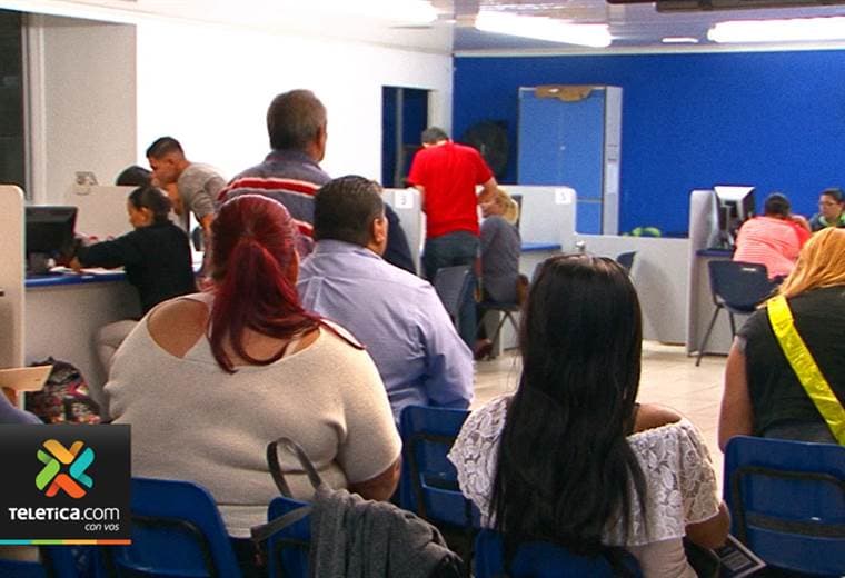 Becas de Fonabe para preescolar y primaria serán ahora administradas por el IMAS