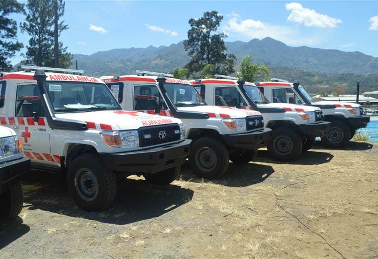 Cruz Roja adquirió 18 nuevos vehículos de emergencia