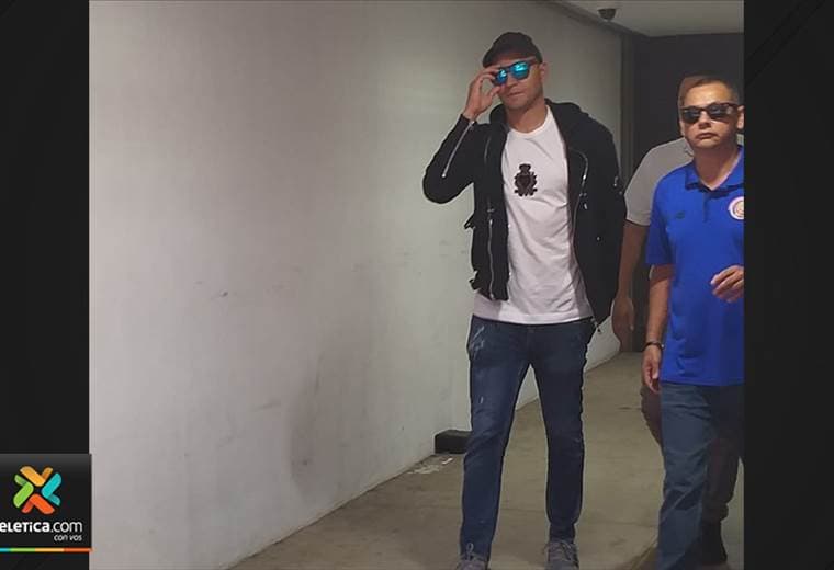 Borges y Navas ya están en el país para integrarse a La Sele