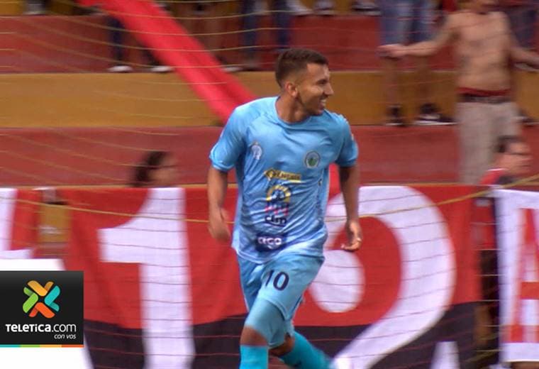 UCR recorta distancias en su lucha por el no descenso