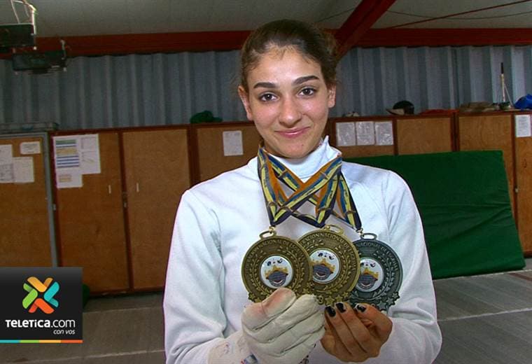 Karina Diner dejó Costa Rica a sus 16 años para mejorar su nivel en esgrima