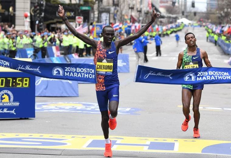 Keniano Lawrence Cherono gana el Maratón de Boston