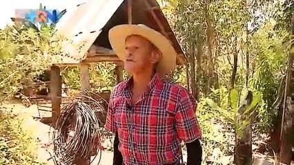 Se ubica en el distrito de El Porvenir, el nombre "Cerro Azul" se lo dieron los indígenas Chorotegas décadas atrás. Incluso por este sitio es que Nandayure tiene el nombre. Aquí conoceremos personajes de la zona así como la historia que marcó el desarrollo de la comunidad.