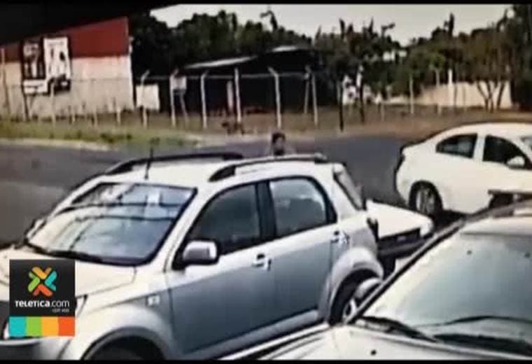 Video muestra parte de la persecución entre conductor de carro y motociclista en Heredia