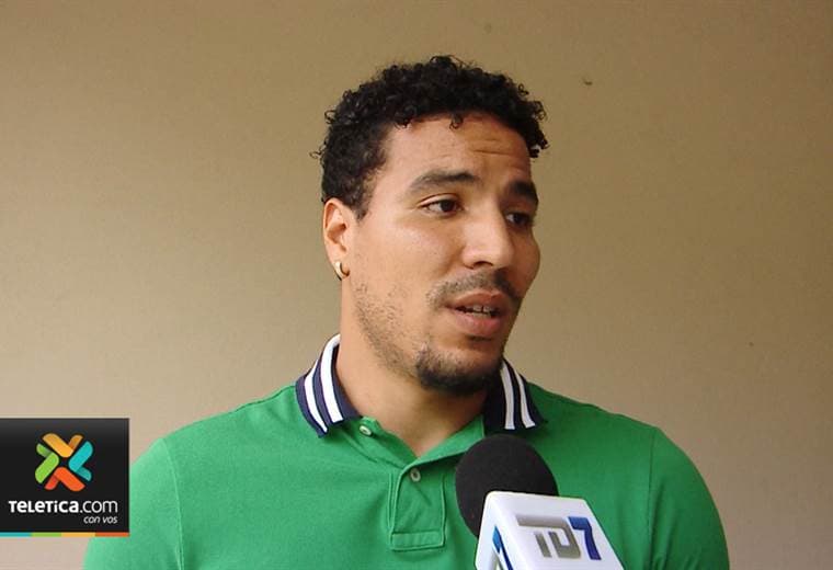 Alvarado firmo finiquito con Alajuelense