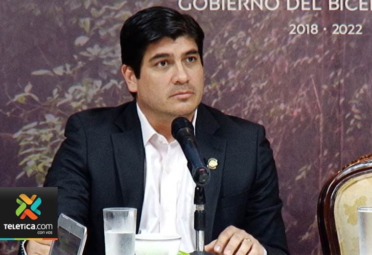 Carlos Alvarado defiende a jerarcas que firmaron contratos por los que se condenó al PAC por estafa
