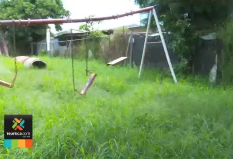 Parque en los Sitios de Moravia está en abandono