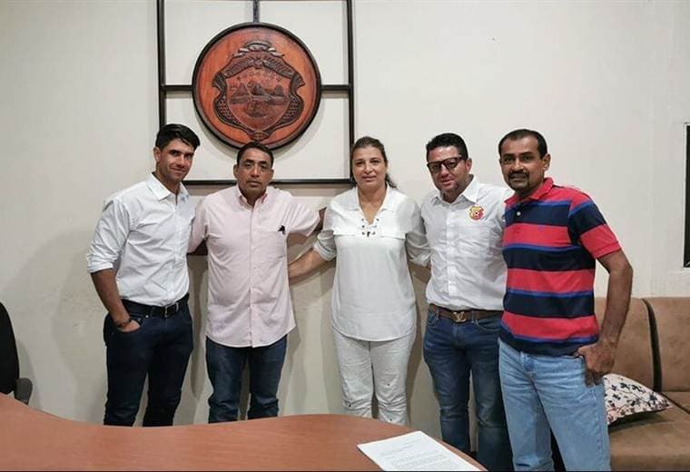 Puntarenas FC y Herediano concretaron su alianza deportiva | FOTO MUNICIPALIDAD DE PUNTARENAS