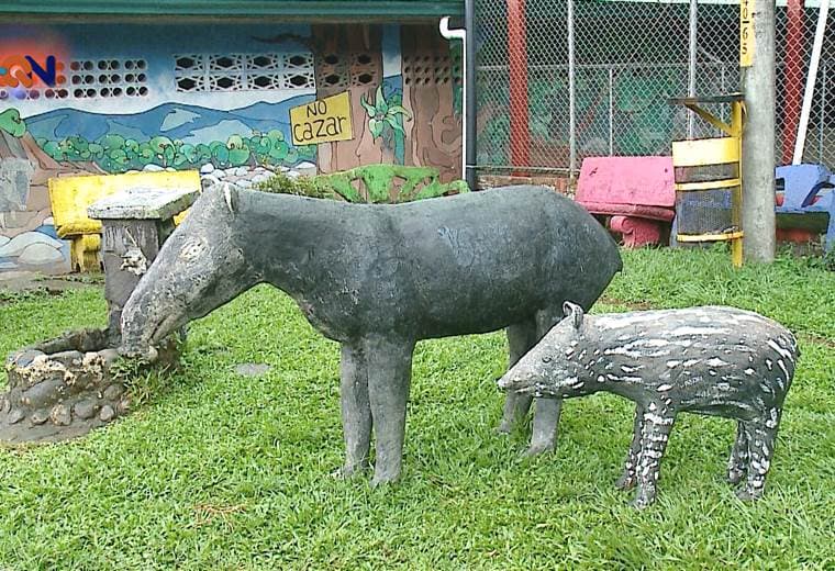 Un zoológico con animales de concreto Vecino de Tilarán se propone crearlo