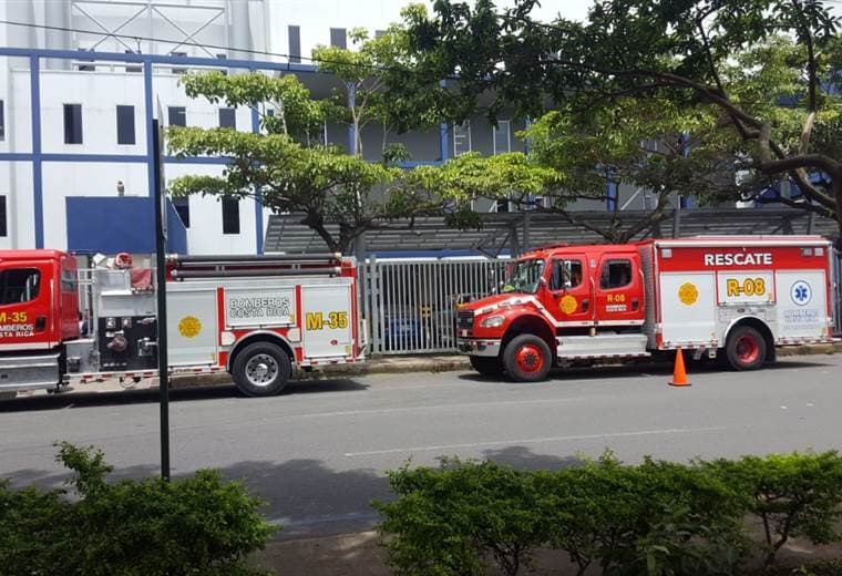 Fumigación en Administración Tributaria de San José Oeste provocó el desalojo de las instalaciones