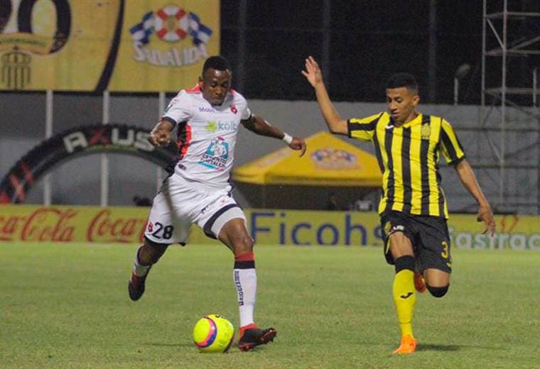 Alajuelense venció al Real España - CORTESÍA PRENSA ALAJUELENSE