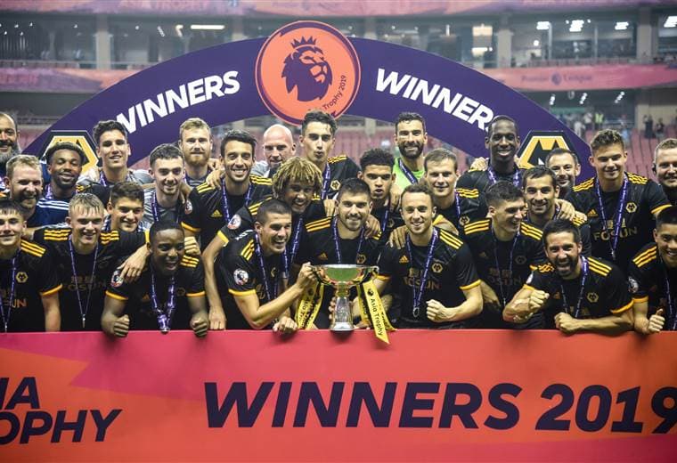 Wolverhampton gana el Asia Trophy al Manchester City en penales