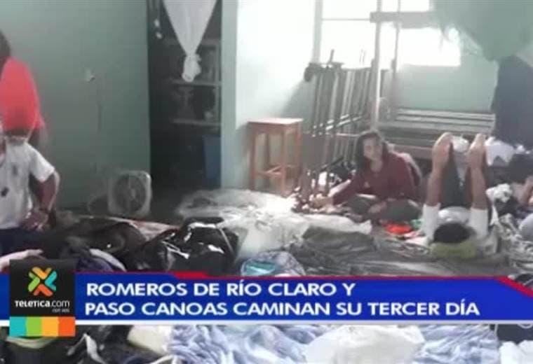 Romeros de Río Claro y Paso Canoas se preparan para iniciar con su tercer día de caminata