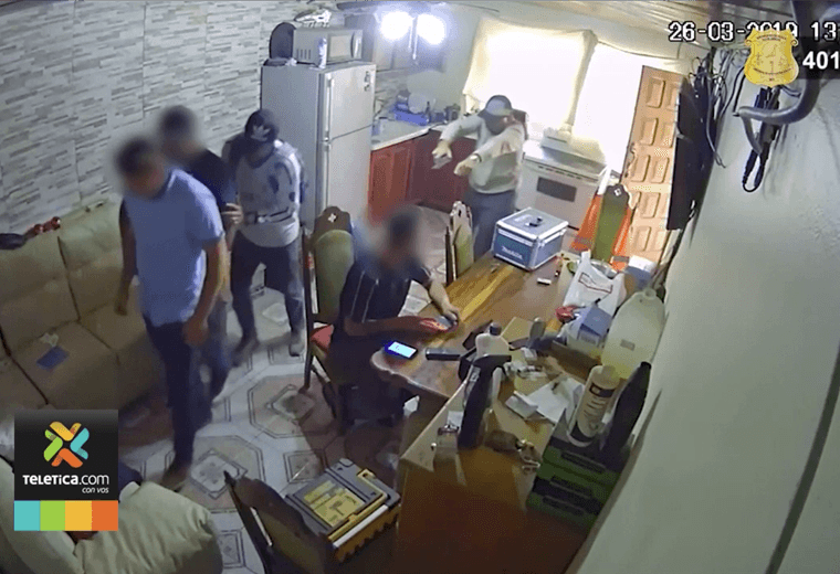 OIJ busca a varios sujetos armados que robaron en viviendas y locales comerciales