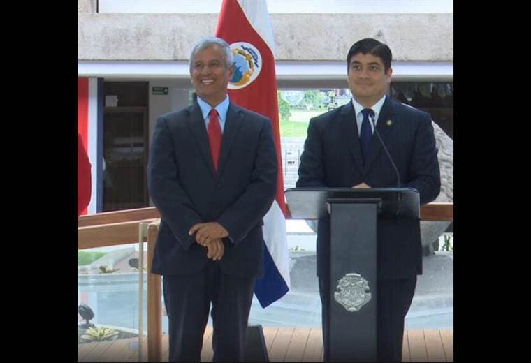 Presidente Alvarado y nuevo ministro de Presidencia Morales Mora