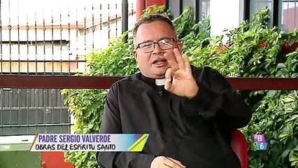 Padre Sergio se defiende de ataques