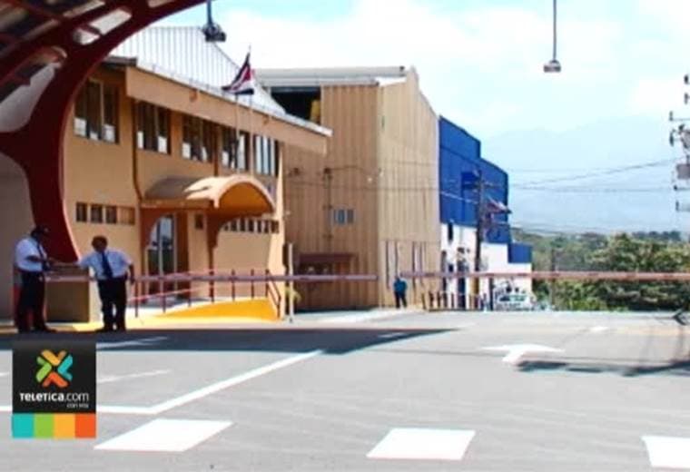 57 de cada 100 nuevos puestos de trabajo los ocupan mujeres