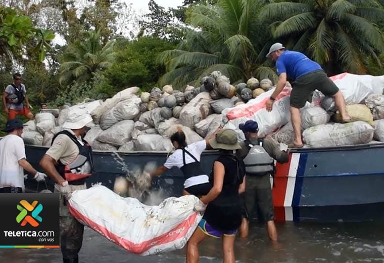 Campaña de limpieza en la Isla del Coco permitió retirar 15 toneladas de basura del parque