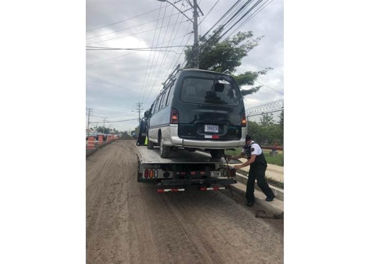Transporte ilegal detenido en Pavas