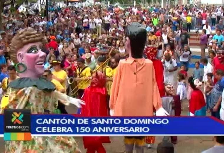 Santo Domingo celebró a ritmo de cimarrona su 150 aniversario