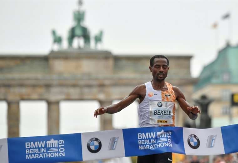  Kenenisa Bekele ganó Maratón de Berlín 2019 | AFP