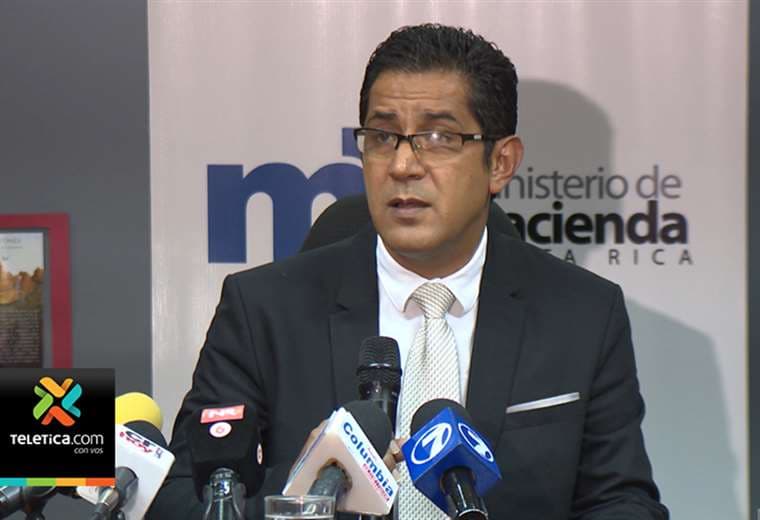 Viceministro de Hacienda Nogui Acosta renunció a su cargo este sábado