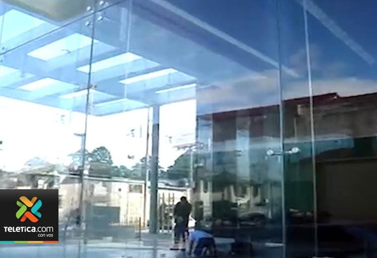 Crean norma de calidad para el uso de vidrio en ventanales y otros usos