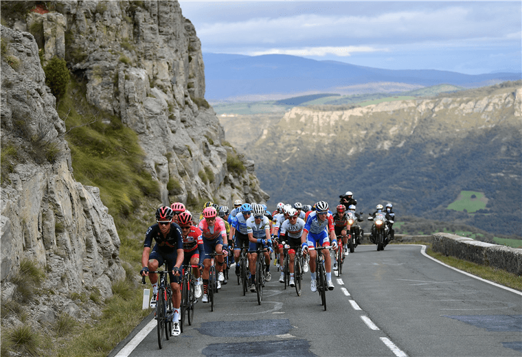 Andrey Amador | Twitter Ineos Grenadiers.