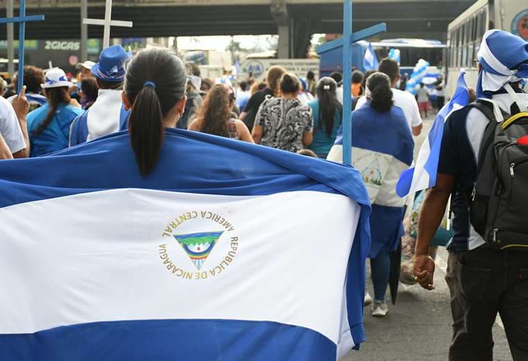 Exiliados nicaragüenses se manifiestan en una protesta realizada en San José, Costa Rica 