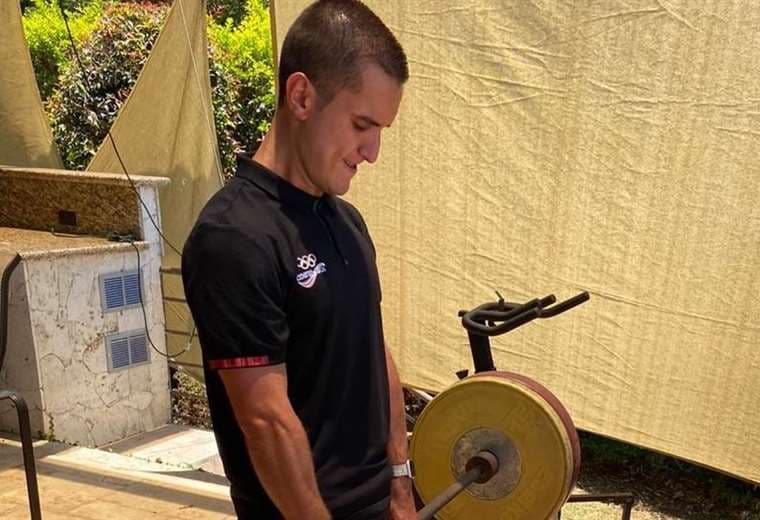 Raquetbolista Andrés Acuña. CON