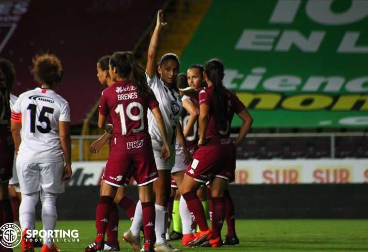 Sporting vs Saprissa