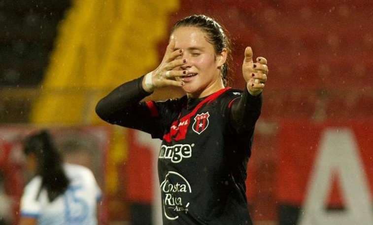 María Paula Salas. LDA