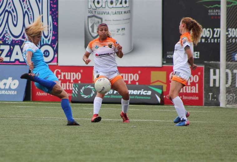 Facebook Unión Femenina de Fútbol.