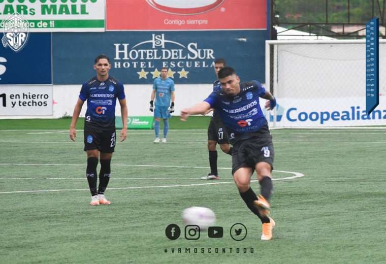 Prensa PZ y Herediano