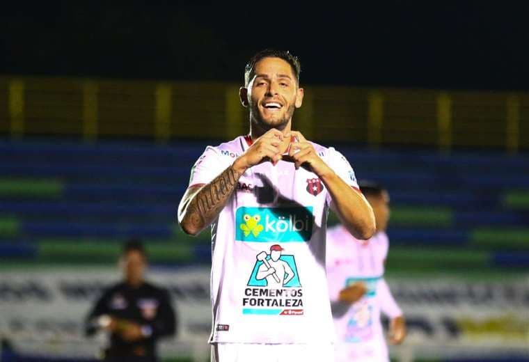 Facebook Liga Deportiva Alajuelense.