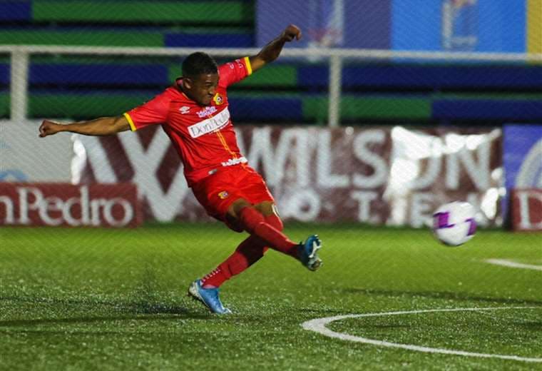 Berny Burke | Facebook Club Sport Herediano.